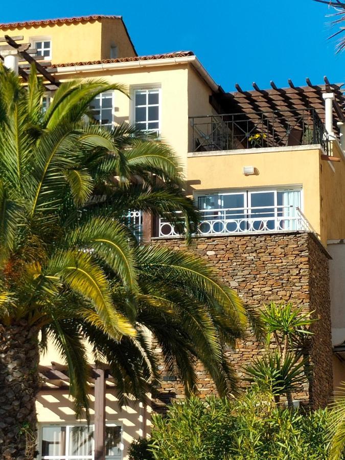 Superbe Appartement avec vue Mer et Piscine Saint-Raphaël Extérieur photo